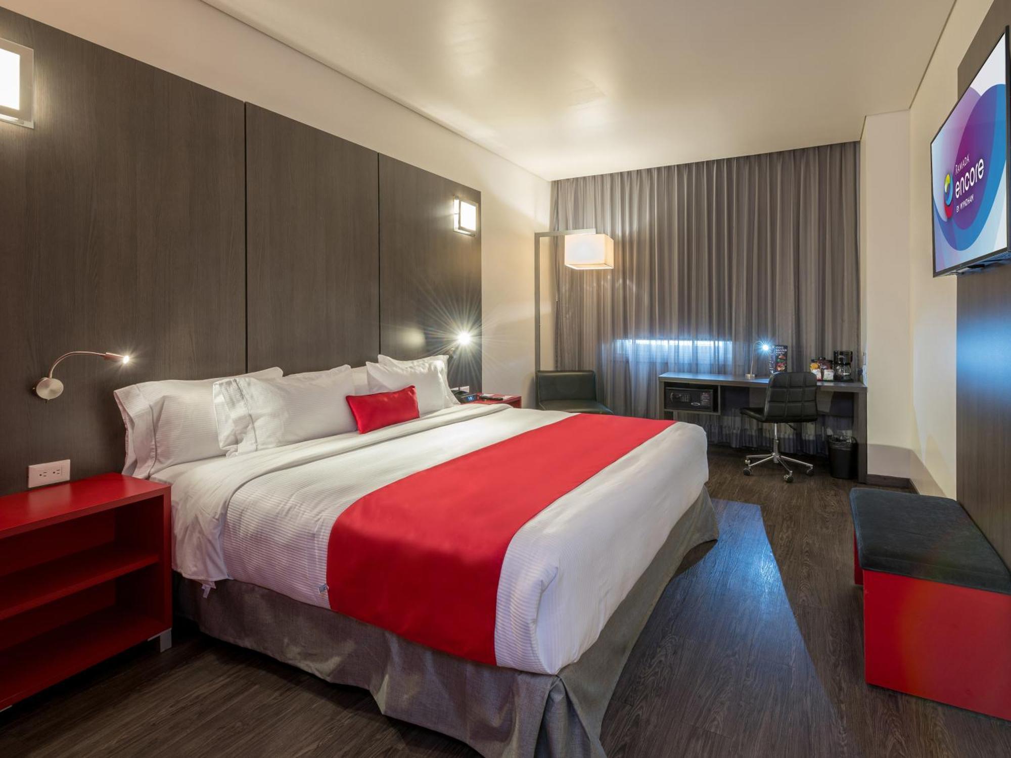 Hotel Ramada Encore By Wyndham